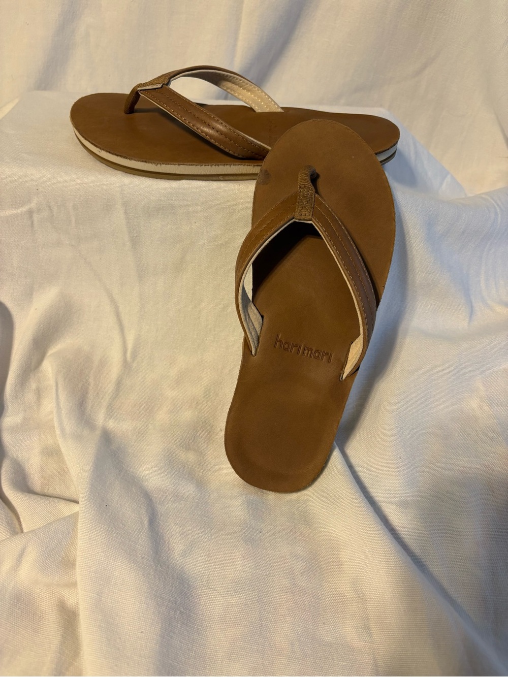Hari Mari Tan Leather Flip Flop Sandals - Women